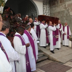 Noviembre - Misa y entierro cura D.Juanito Moreno